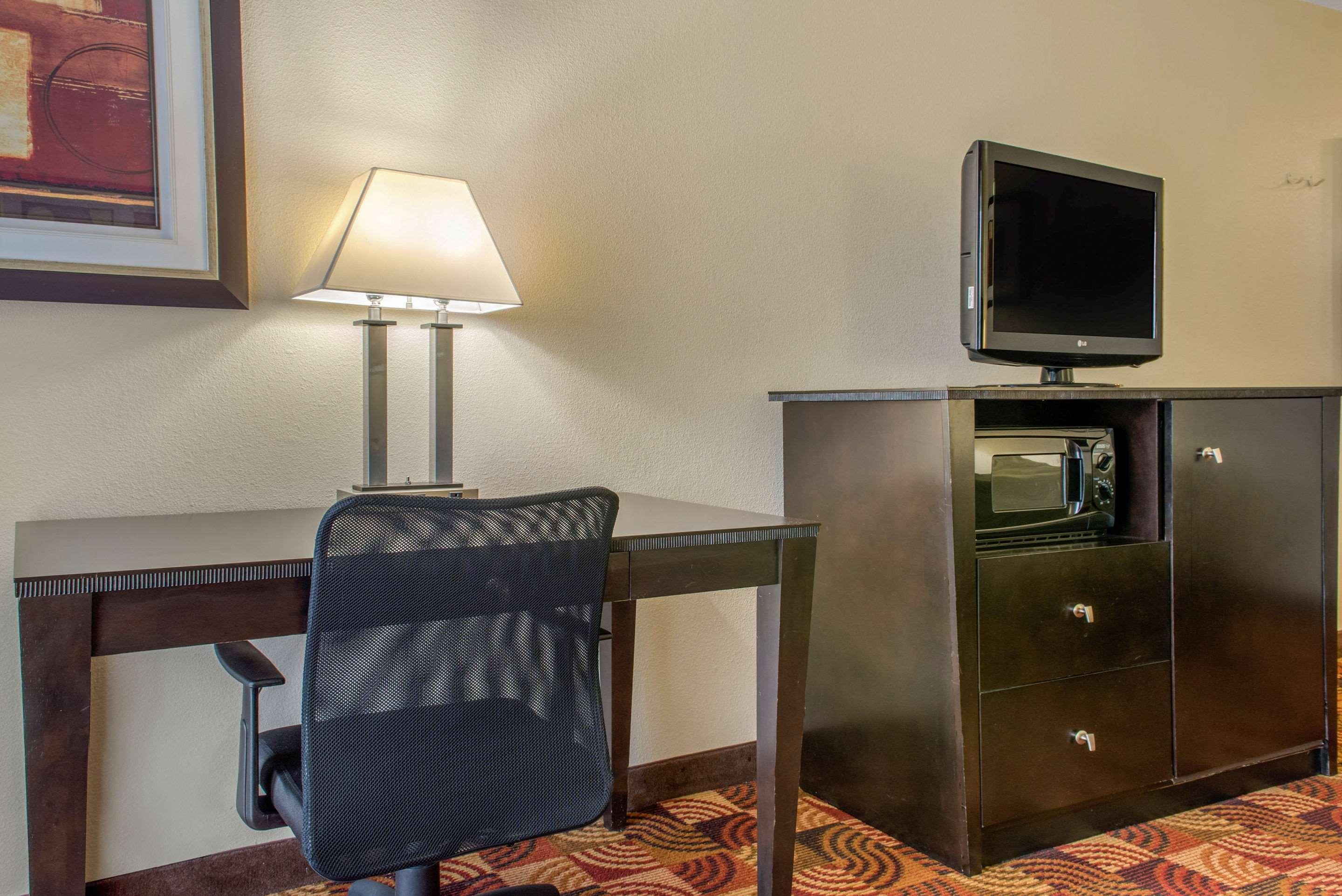 Quality Inn Bloomington Near University Екстер'єр фото