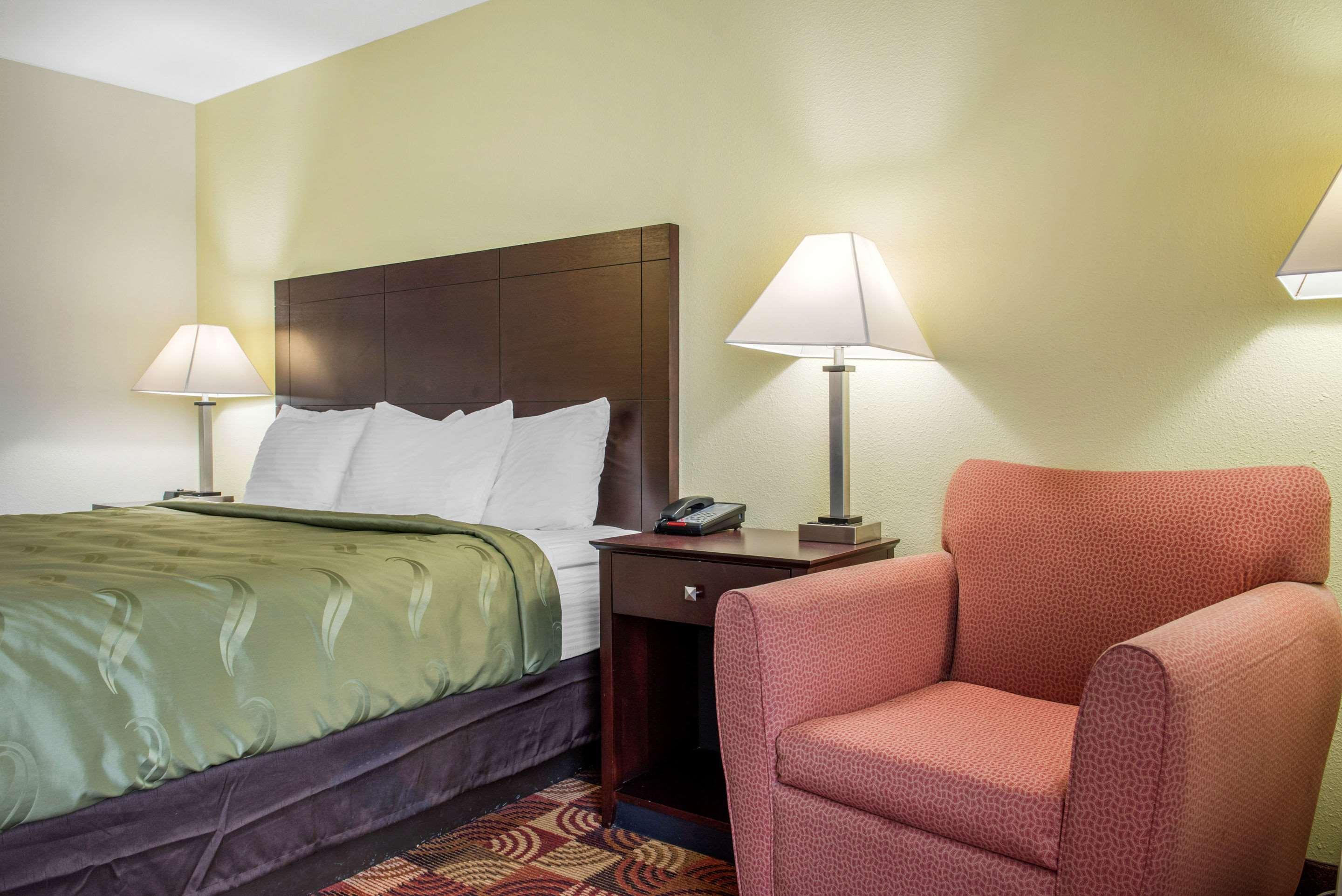 Quality Inn Bloomington Near University Екстер'єр фото