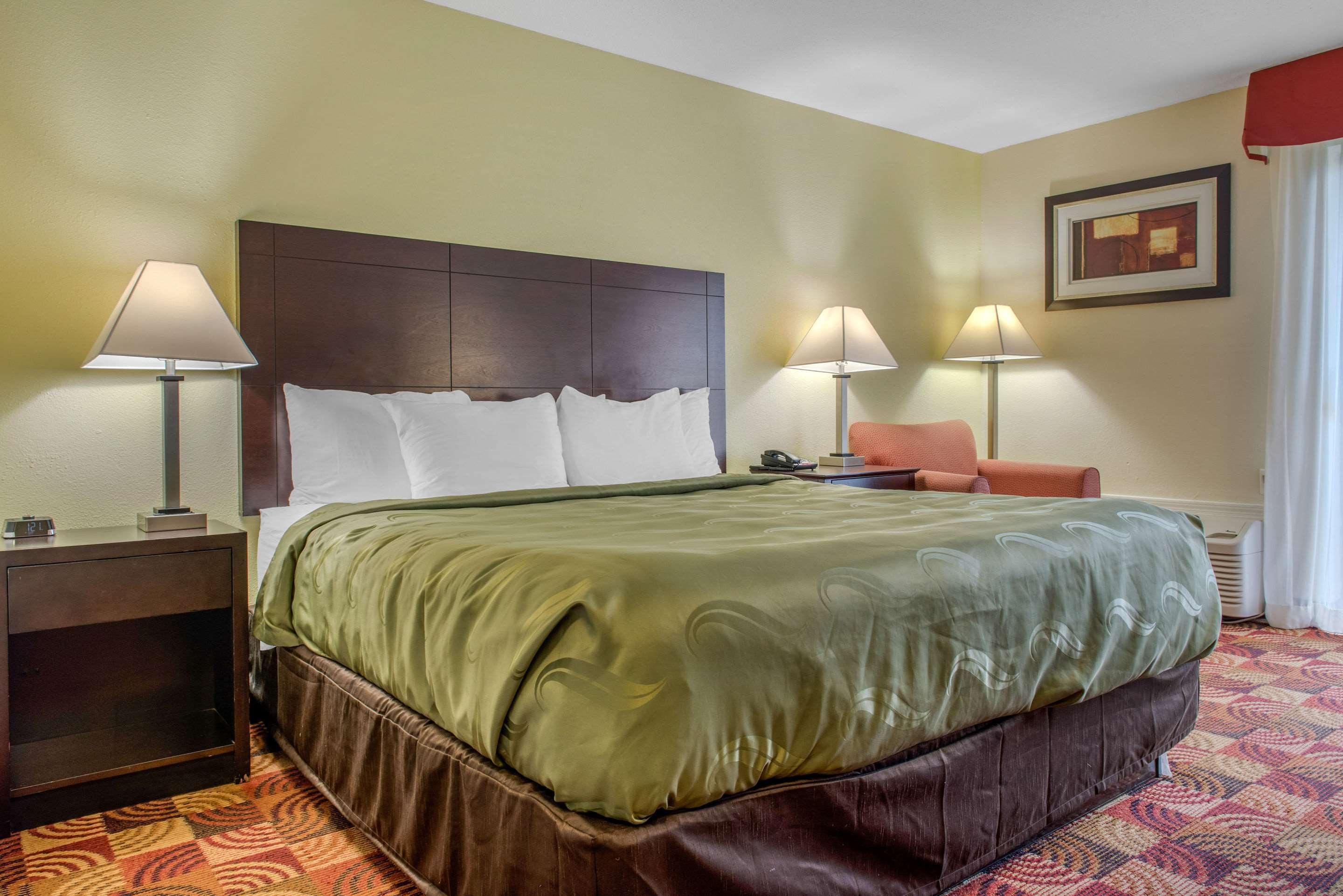 Quality Inn Bloomington Near University Екстер'єр фото