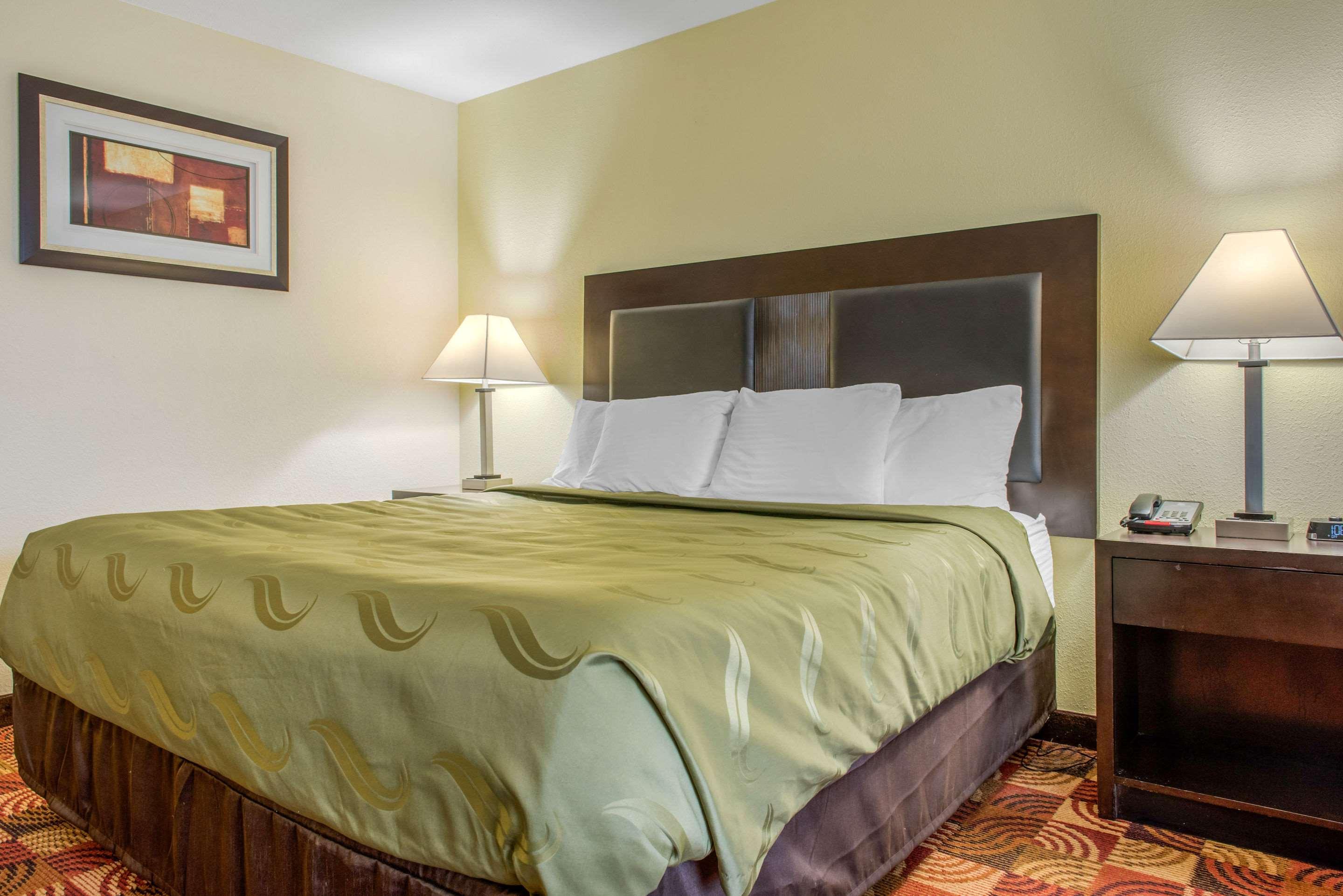 Quality Inn Bloomington Near University Екстер'єр фото