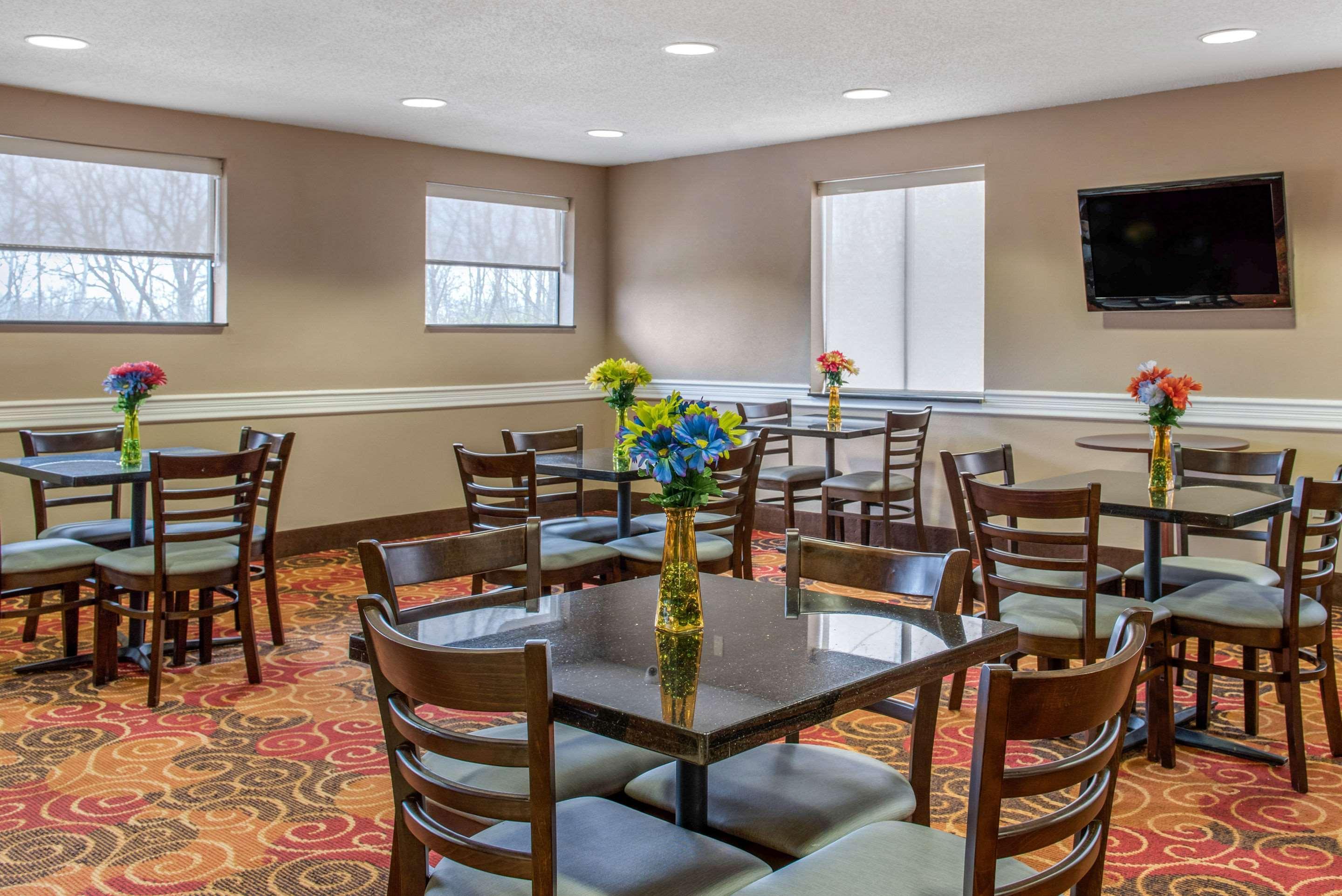 Quality Inn Bloomington Near University Екстер'єр фото