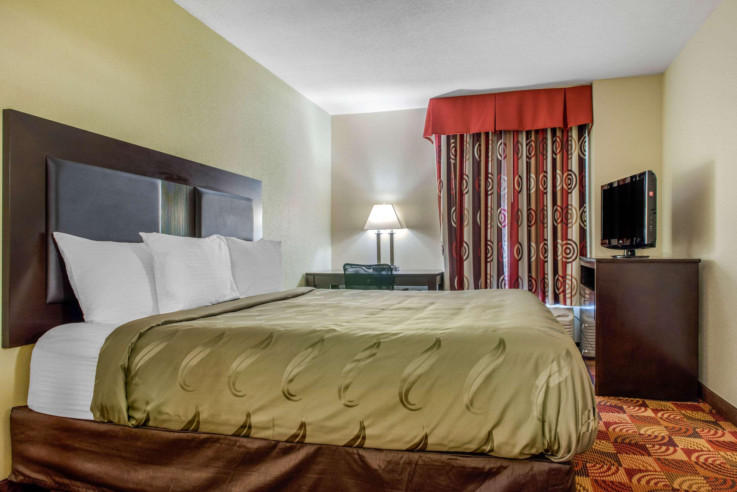 Quality Inn Bloomington Near University Екстер'єр фото