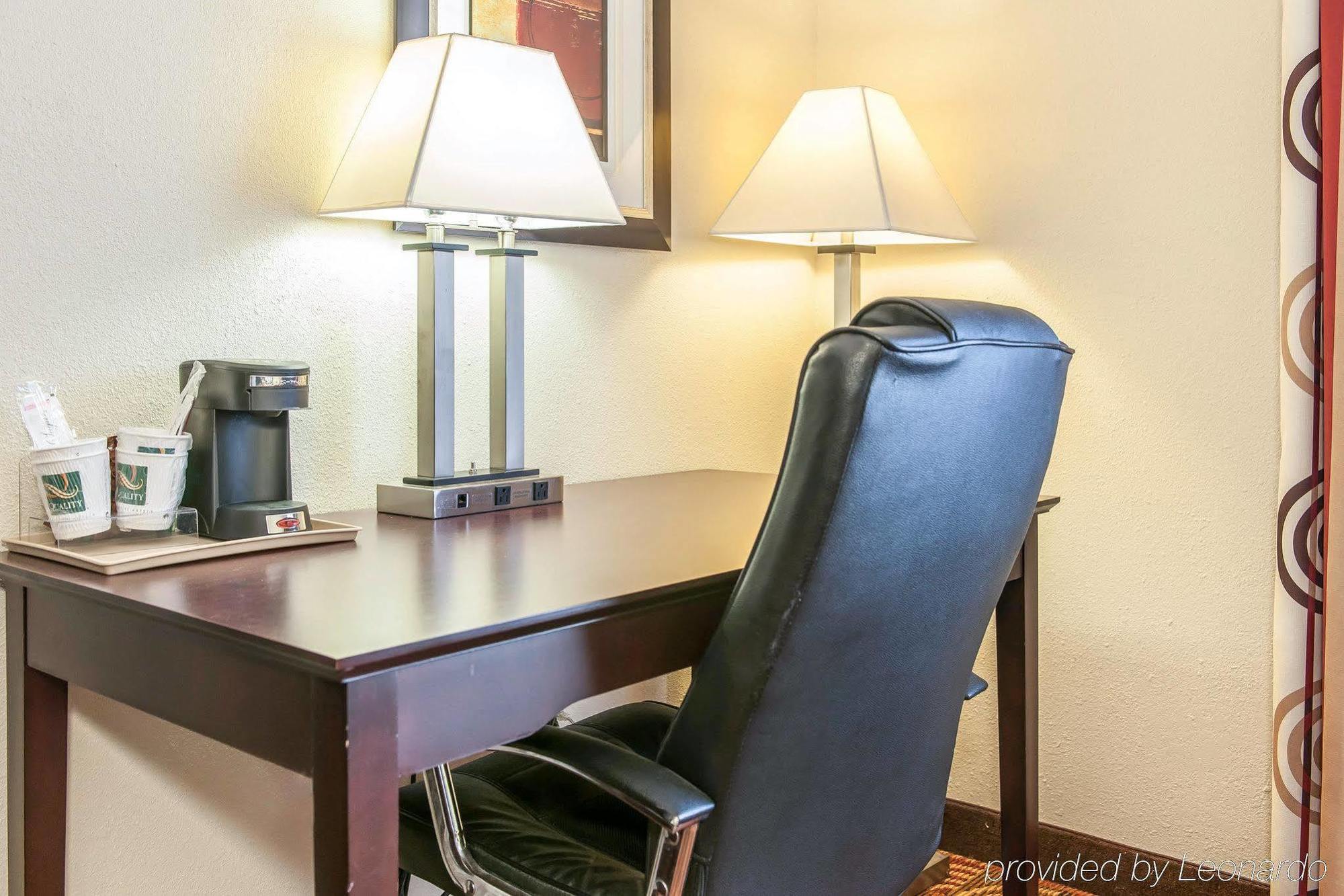 Quality Inn Bloomington Near University Екстер'єр фото