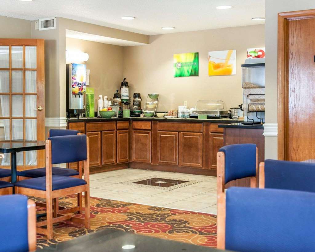 Quality Inn Bloomington Near University Ресторан фото