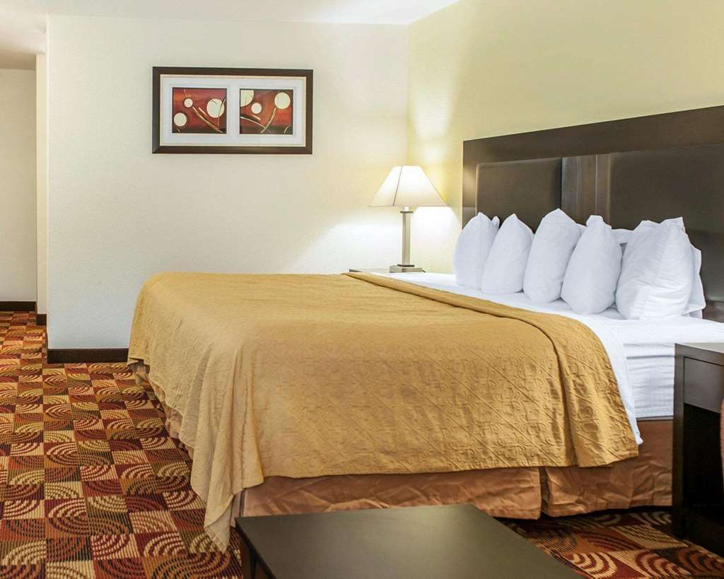 Quality Inn Bloomington Near University Номер фото