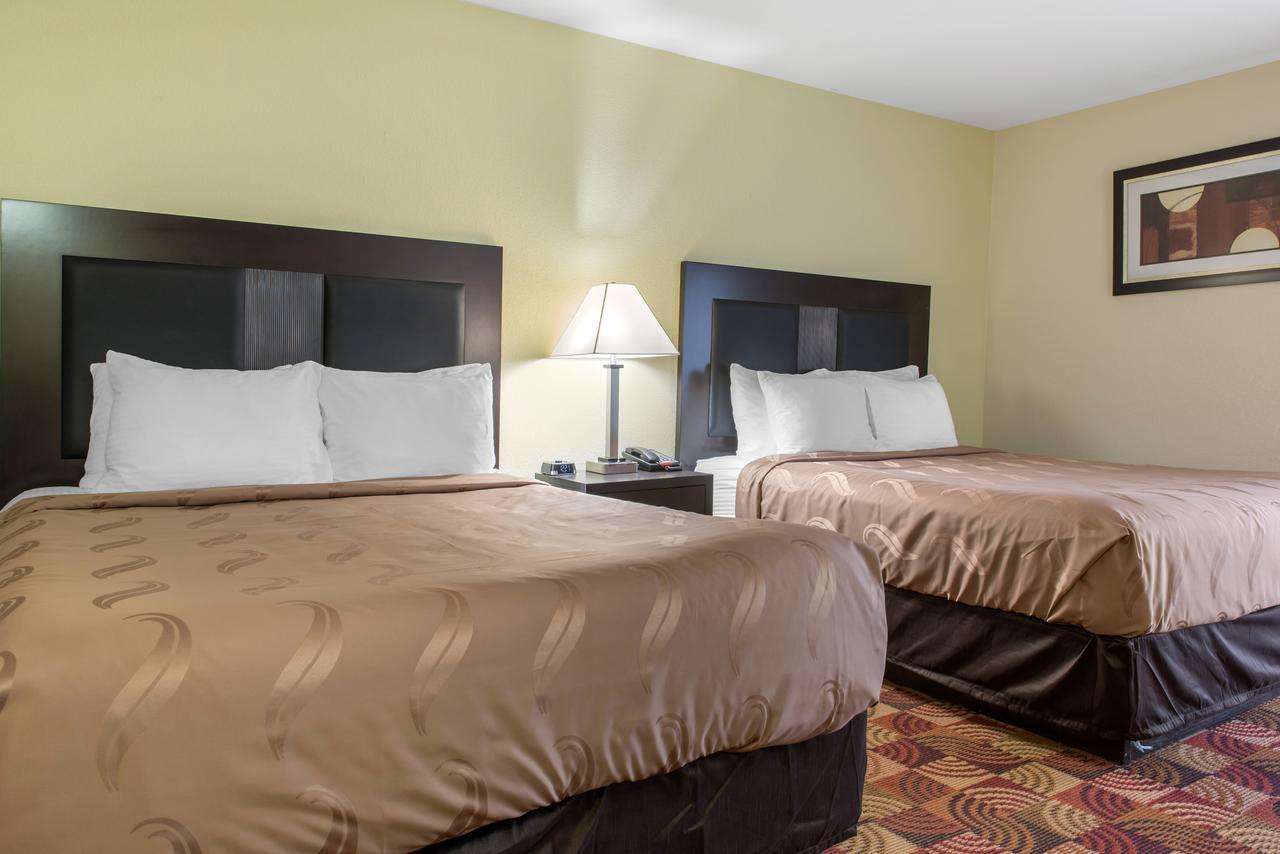 Quality Inn Bloomington Near University Екстер'єр фото